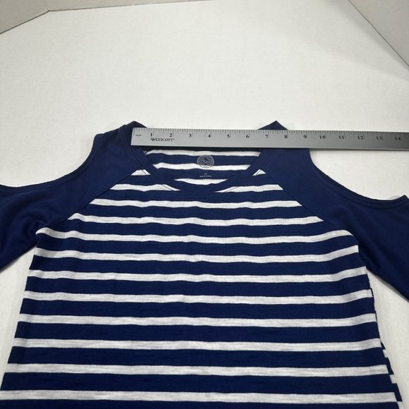 So Women Sz XS Shirt Relaxed Fit Peek-a-boo Shoulders Blue White Stripe Preowned - Picture 7 of 13